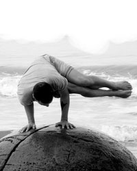 image du professeur de yoga HARMONIE, CORPS ET SENS 