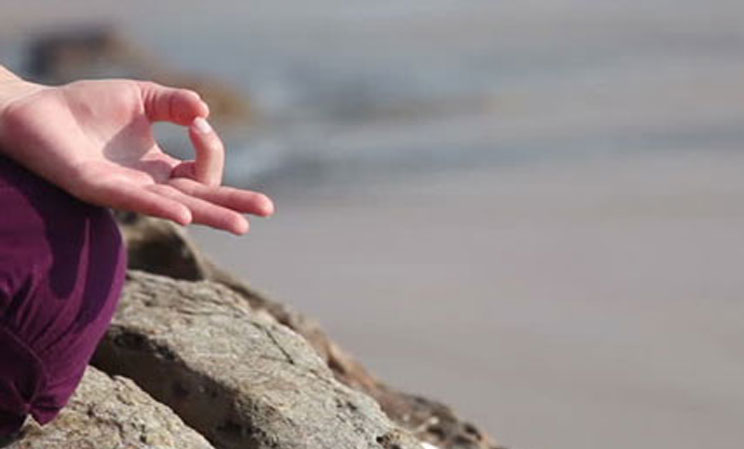 image actualite du professeur de yoga